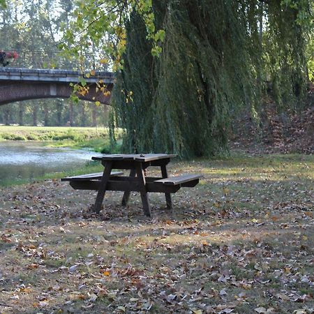 Chez Santia Villa Brinon-sur-Sauldre Eksteriør billede